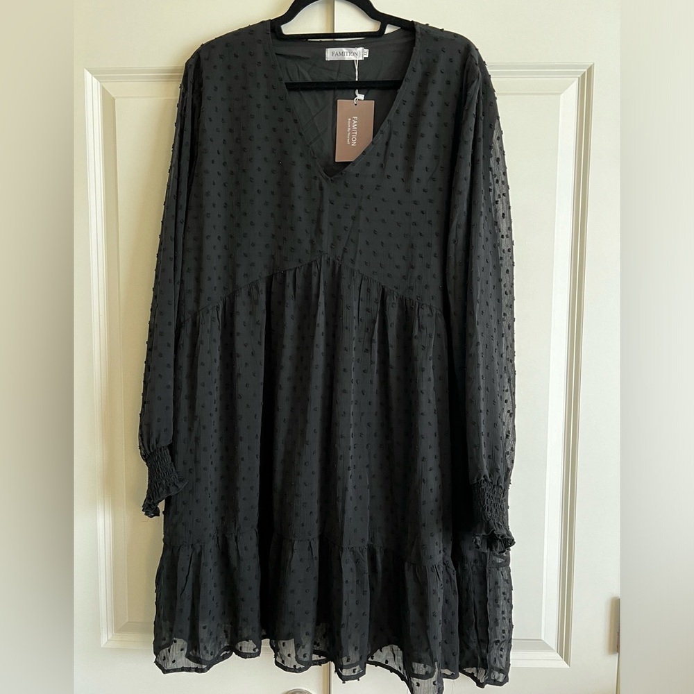 Black long sleeve dress.